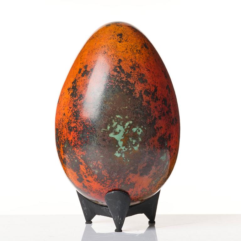 Hans Hedberg, a faience sculpture of an egg, Biot, France.