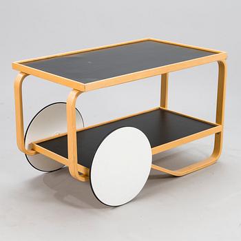 ALVAR AALTO, TARJOILUVAUNU 901, Artek, 1990-luvun loppu.