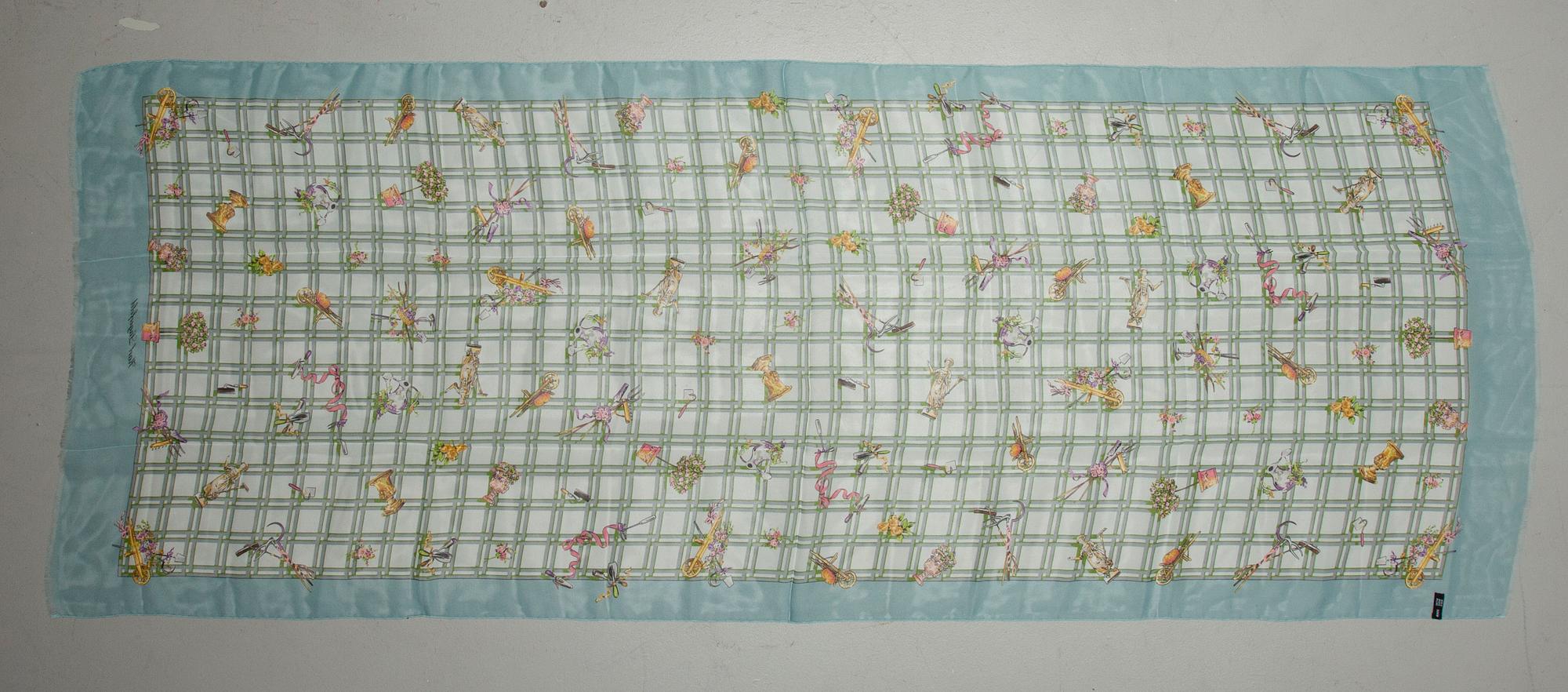 SCARF, Karl Lagerfeld.