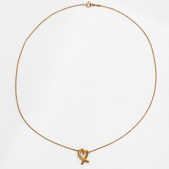 Tiffany & Co, an 18K gold necklace, "Loving Heart", by Paloma Picasso.