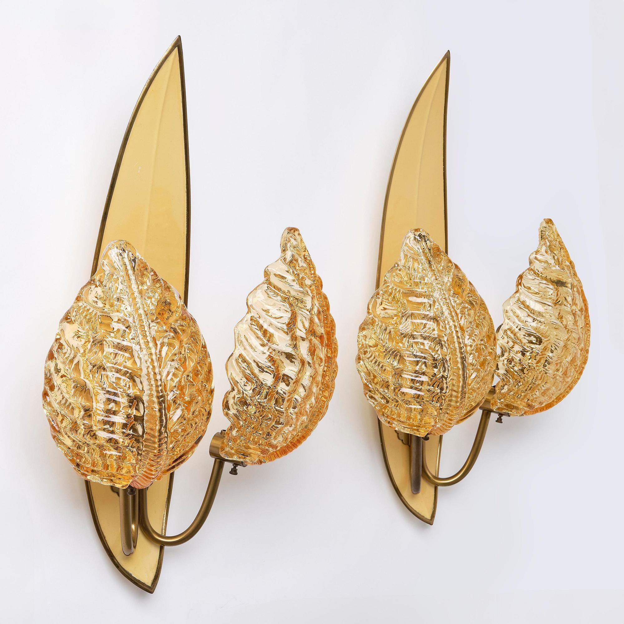 Bertil Brisborg & Fritz Kurz, a pair of wall lamps, Orrefors & Nordiska Kompaniet, 1950s.