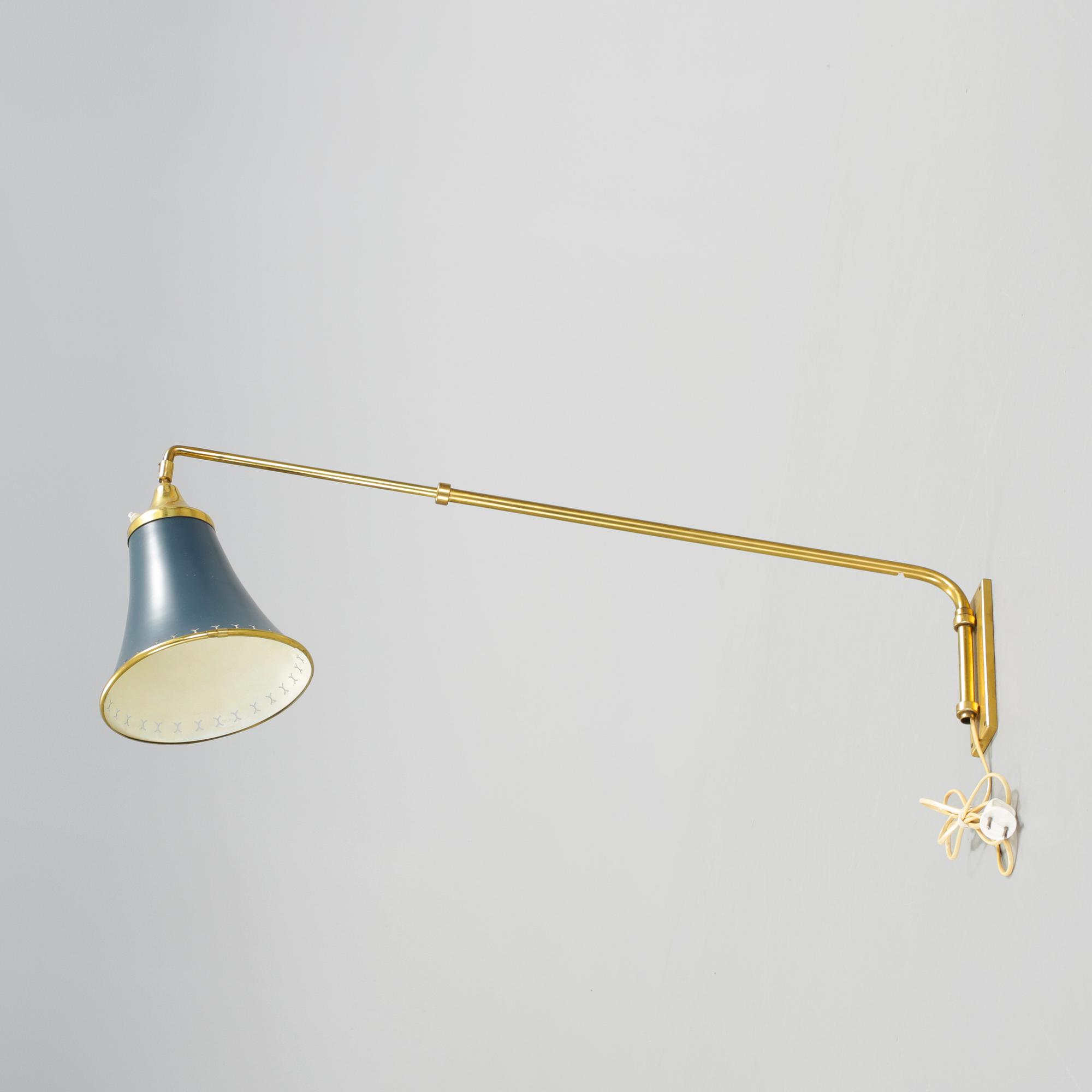 VÄGGLAMPA, omkring 1900-talets mitt.