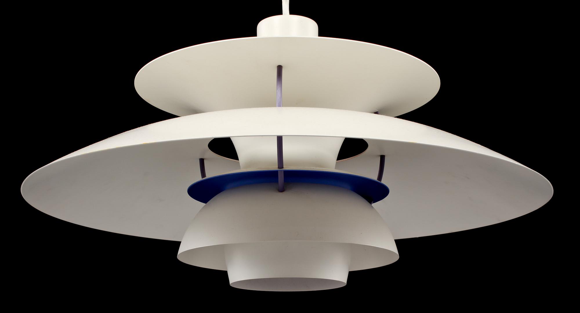 TAKLAMPA, "PH-lampa", Poul Henningsen, Louis Poulsen, 1900-talets fjärde kvartal. Höjd ca 28 cm.