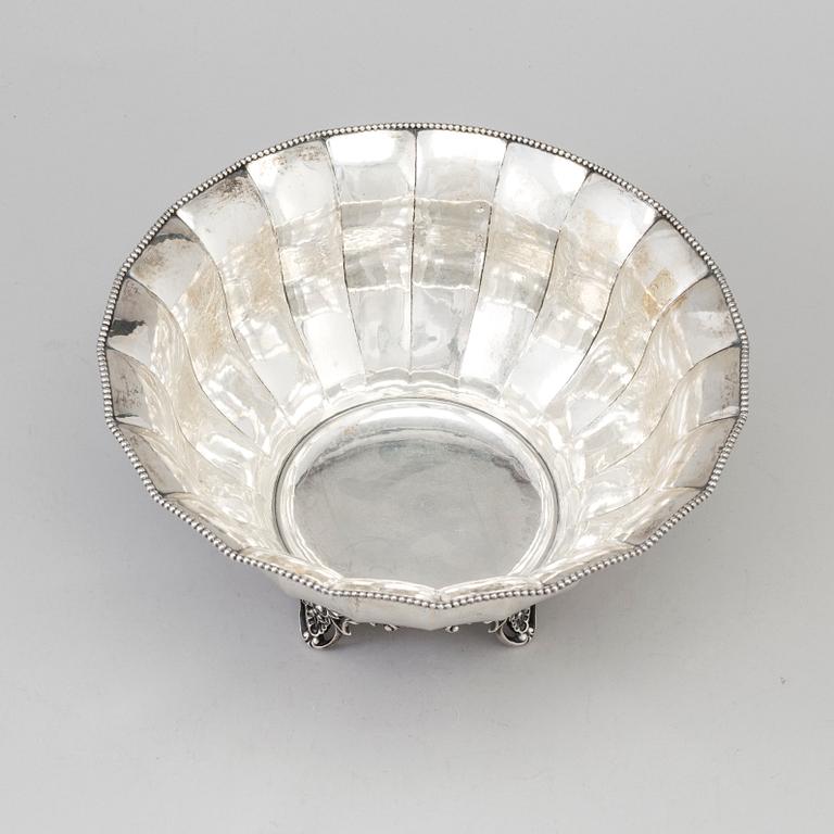 A 20th century silver bowl marked 830M, probably Germany, Swedish import marks.