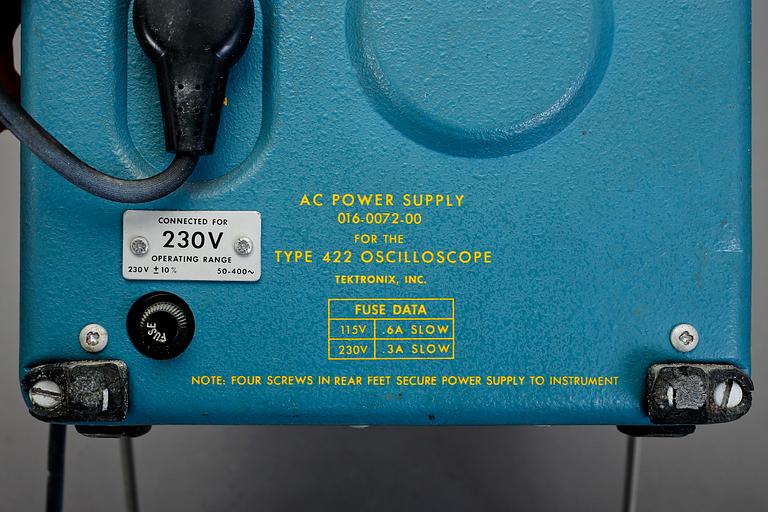 OSCILLOSCOPE, portabelt, Tektronix, 1900-talets andra hälft.
