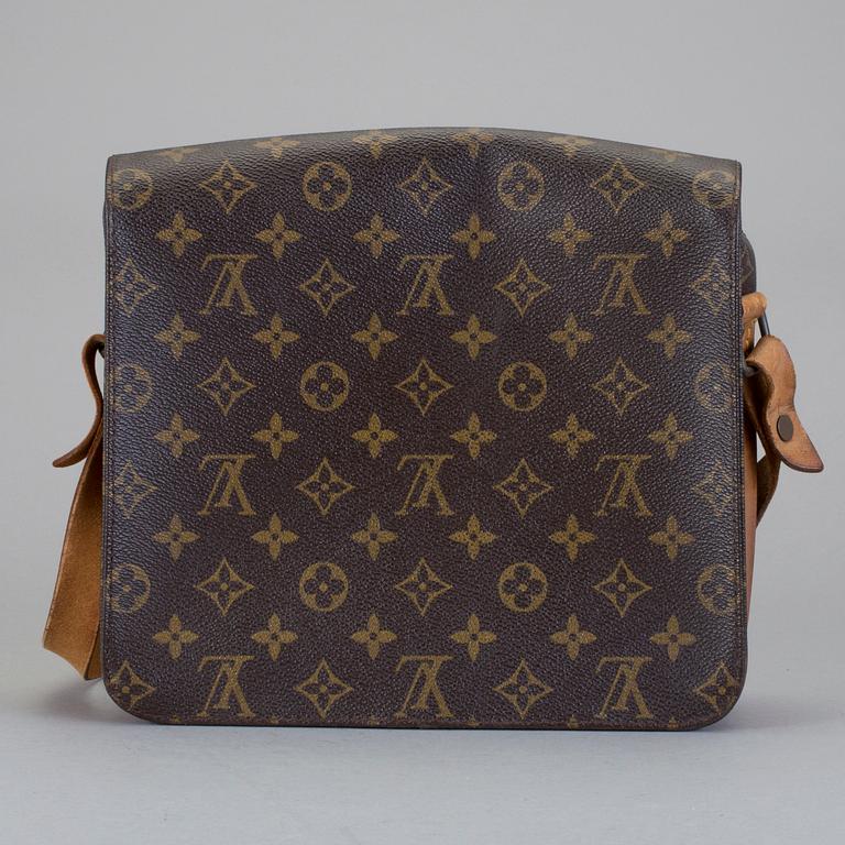 VÄSKA, "Cartouchiere", Louis Vuitton.