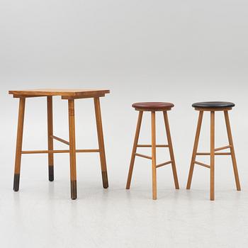 Mats Theselius, barpallar, ett par, samt barbord.