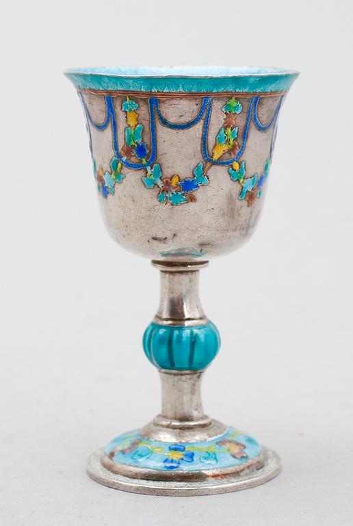 POKAL, silver, sannolikt Kina, 1800-tal. Vikt ca 52 g.