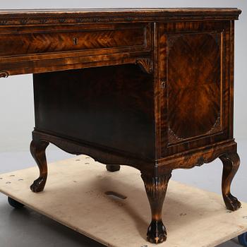 SKRIVBORD, chippendale-stil, omkring 1900-talets mitt.