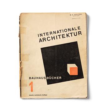 282. Bok, Walter Gropius, "Internationale Architektur" (Bauhausbücher 1), 1927, med dedikation till Gunnar Asplund.