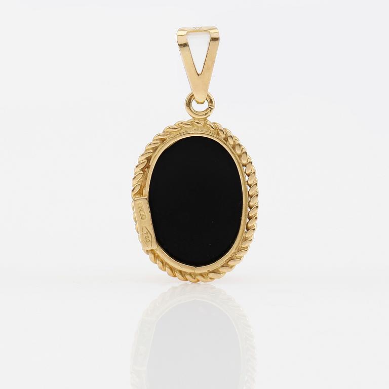 HÄNGE, 14K guld samt camé.