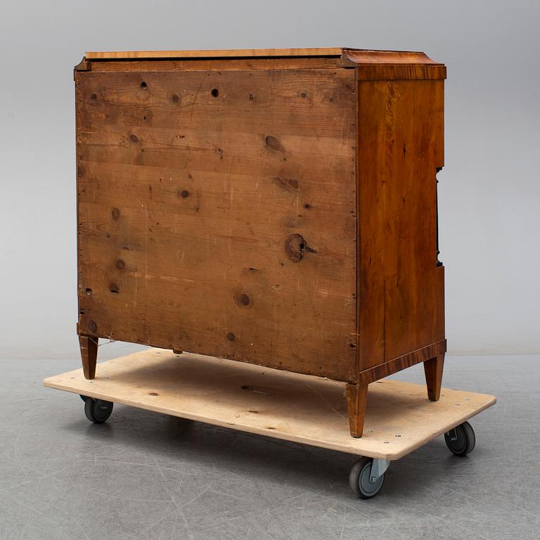 A mid 19th century chest of drawers.