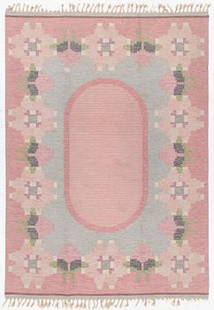 Ingegerd Silow, a flat weave carpet, signed IS, approx. 277 x 197 cm.
