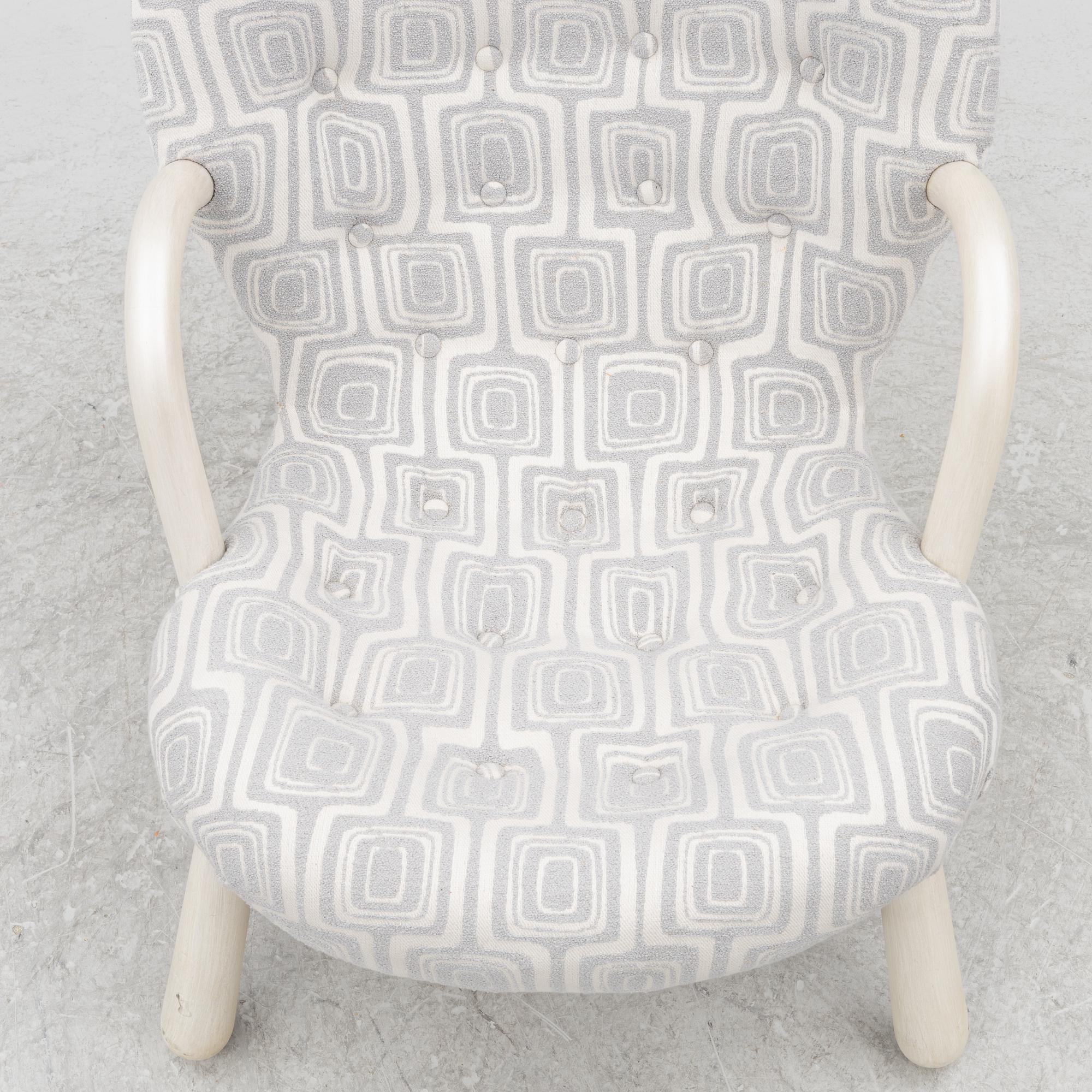 An armchair, 'Muslingestolen' or 'Clam Chair', Scandinavian Modern, mid-20th Century.