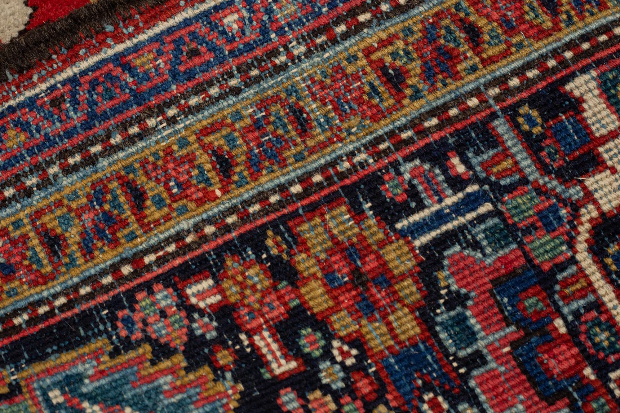 Matto, semi-antique Heriz, ca 381 x 256 cm.