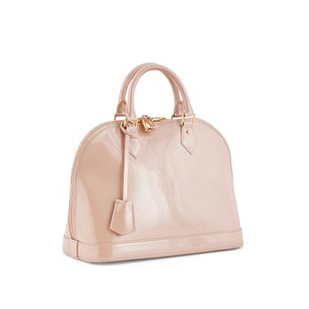 656. LOUIS VUITTON, a powder beige monogrammed vernis top handle bag, "Alma".