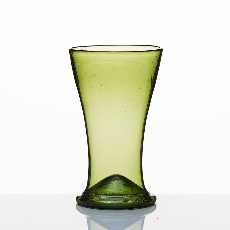 A 'Waldglass' beaker, 18th century, possibly from Limmared or Skånska glasbruket.