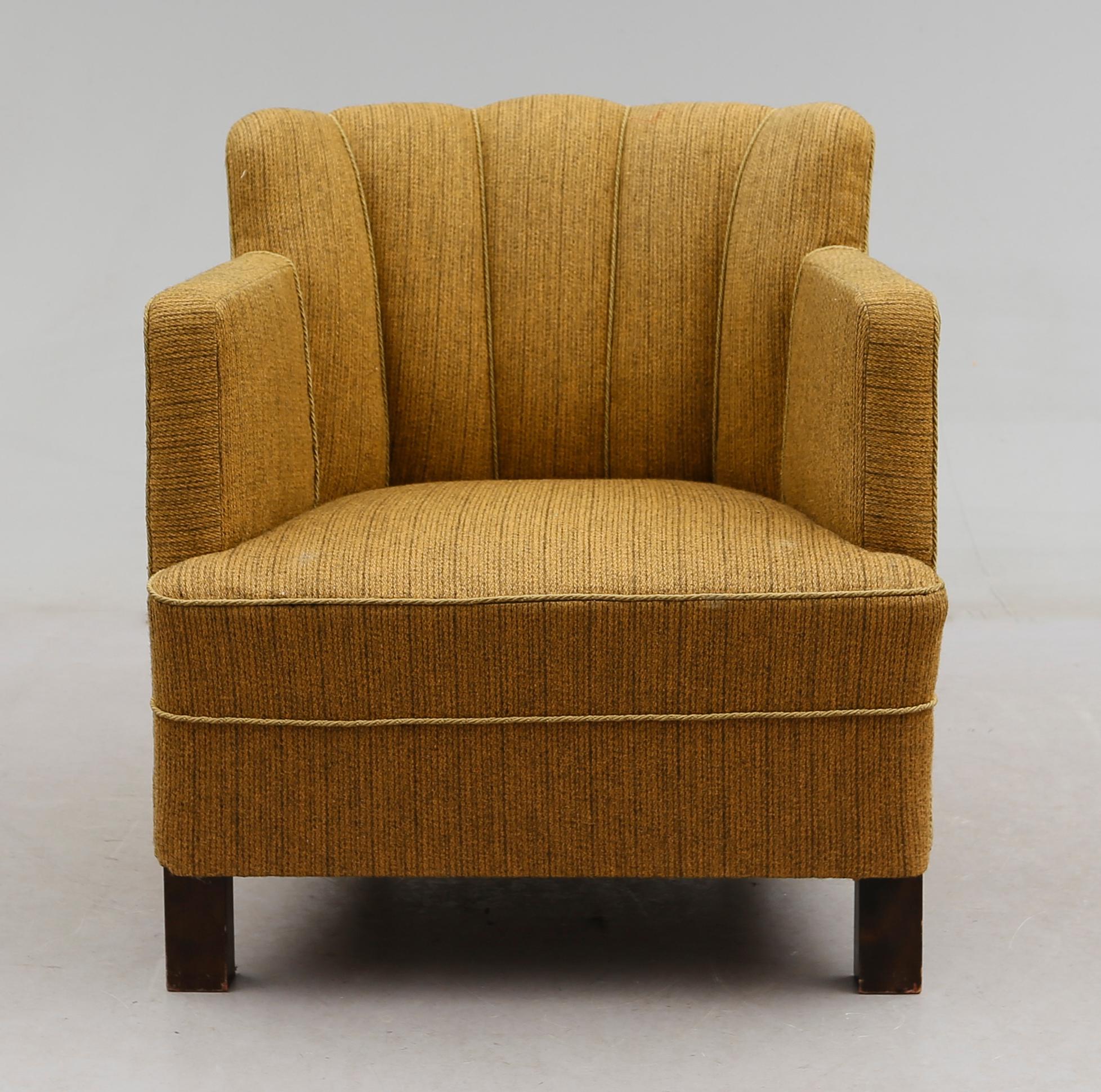 FÅTÖLJ, 1900-talets första hälft.