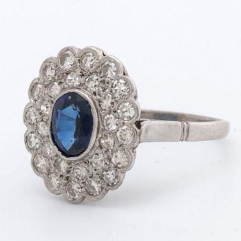 SAPPHIRE RING, platinum, 1 sapphire approx 1,20 ct and single-cut diamonds approx 0,45 ct.