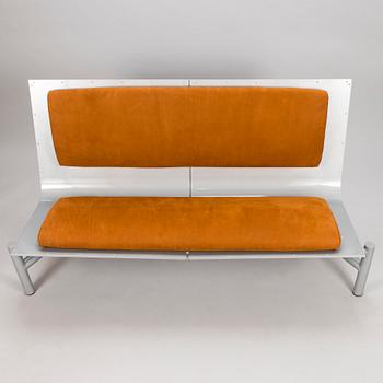 STEFAN LINDFORS, sohva "Booa", Skanno, suunniteltu 1992.