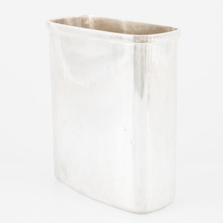 Eric Löfman, a Sterling Silver Vase, KG Markströms, Uppsala 1964.