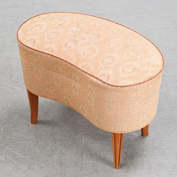 Axel Larsson, attributed to. An elm dressing table and stool, Swedish Modern, Bodafors SMF, 1940's.