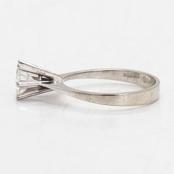 Ring, solitär, 14K vitguld med briljantslipad diamant ca 0.75 ct. Stämplad Wempe.