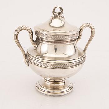 Sockerskål med lock silver 1900-talets första hälft märkt L Weber.