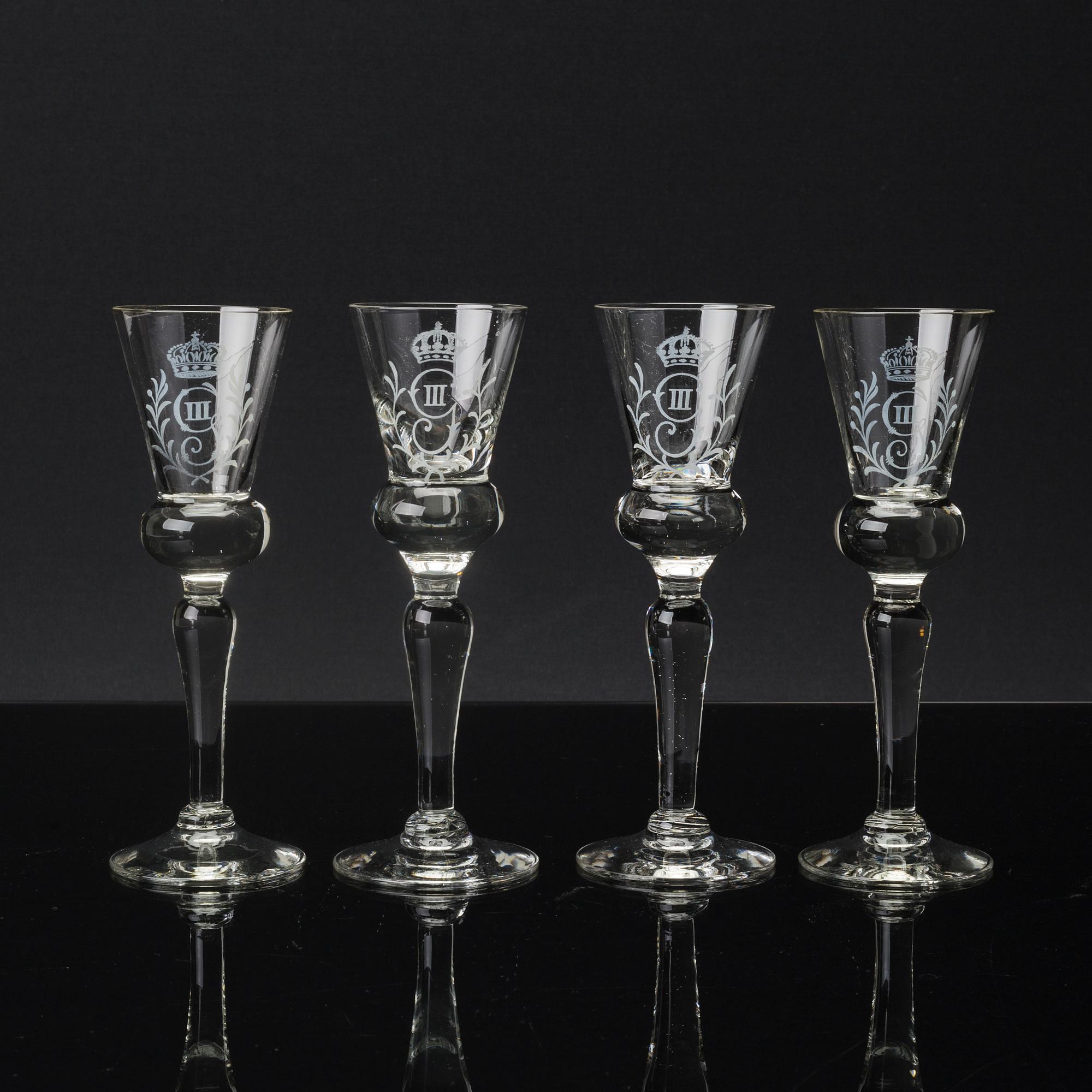 SNAPSGLAS, 8 st, "Gustav III", Reijmyre Glasbruk, 1900-talets andra hälf.