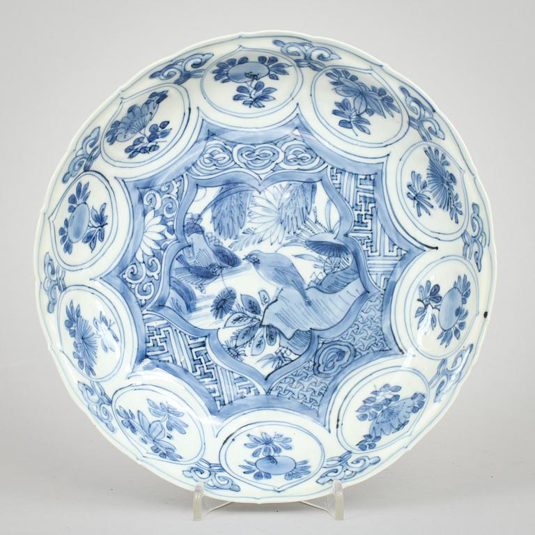 SKÅLFAT, porslin, Kina, Ming, Wanli (1573-1619).