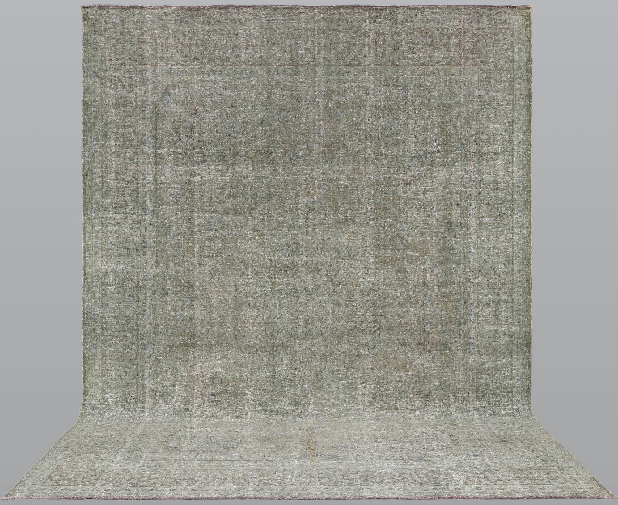 Matta, Orientalisk, ca 385 x 288 cm.