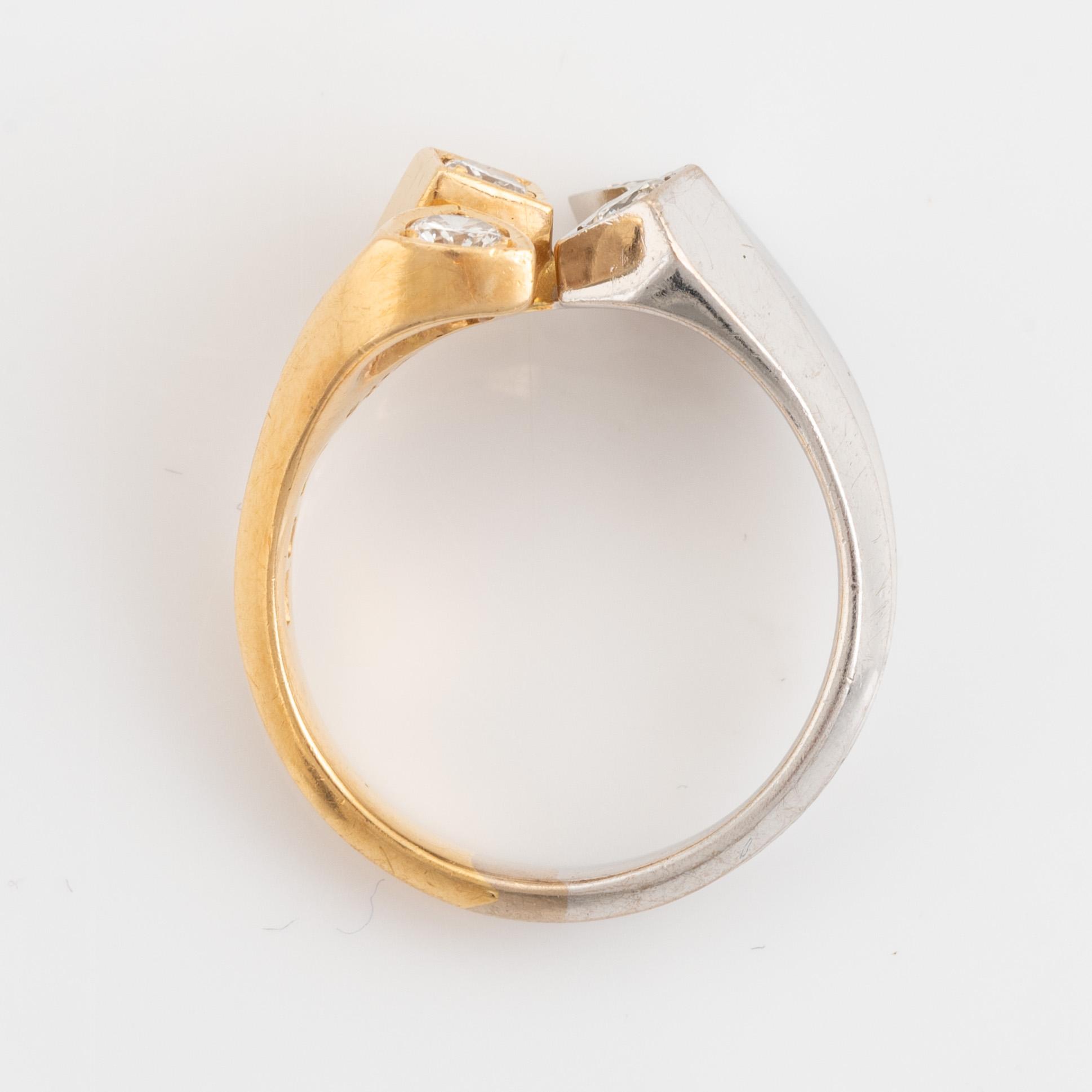 Brilliant cut diamond ring.