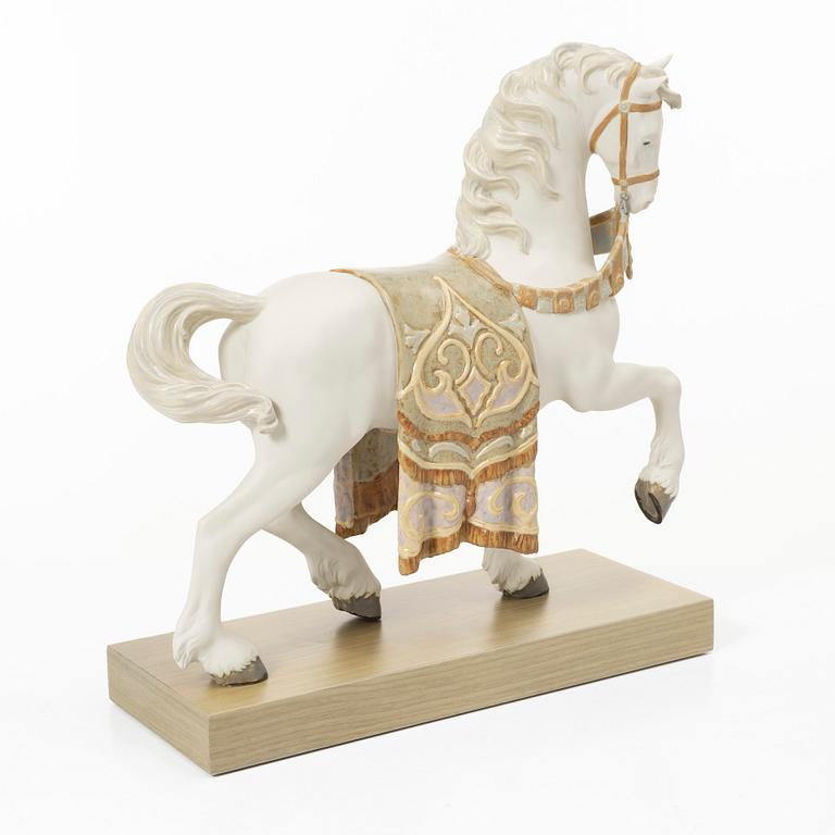 Alfredo Llorens, figurine, "Regal steed", Lladró, Spain.