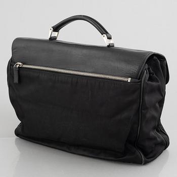 Prada, Portfölj.