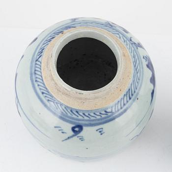 Vaser/bordslampor, 2 st, porslin, Kina, 1700-1800-tal.