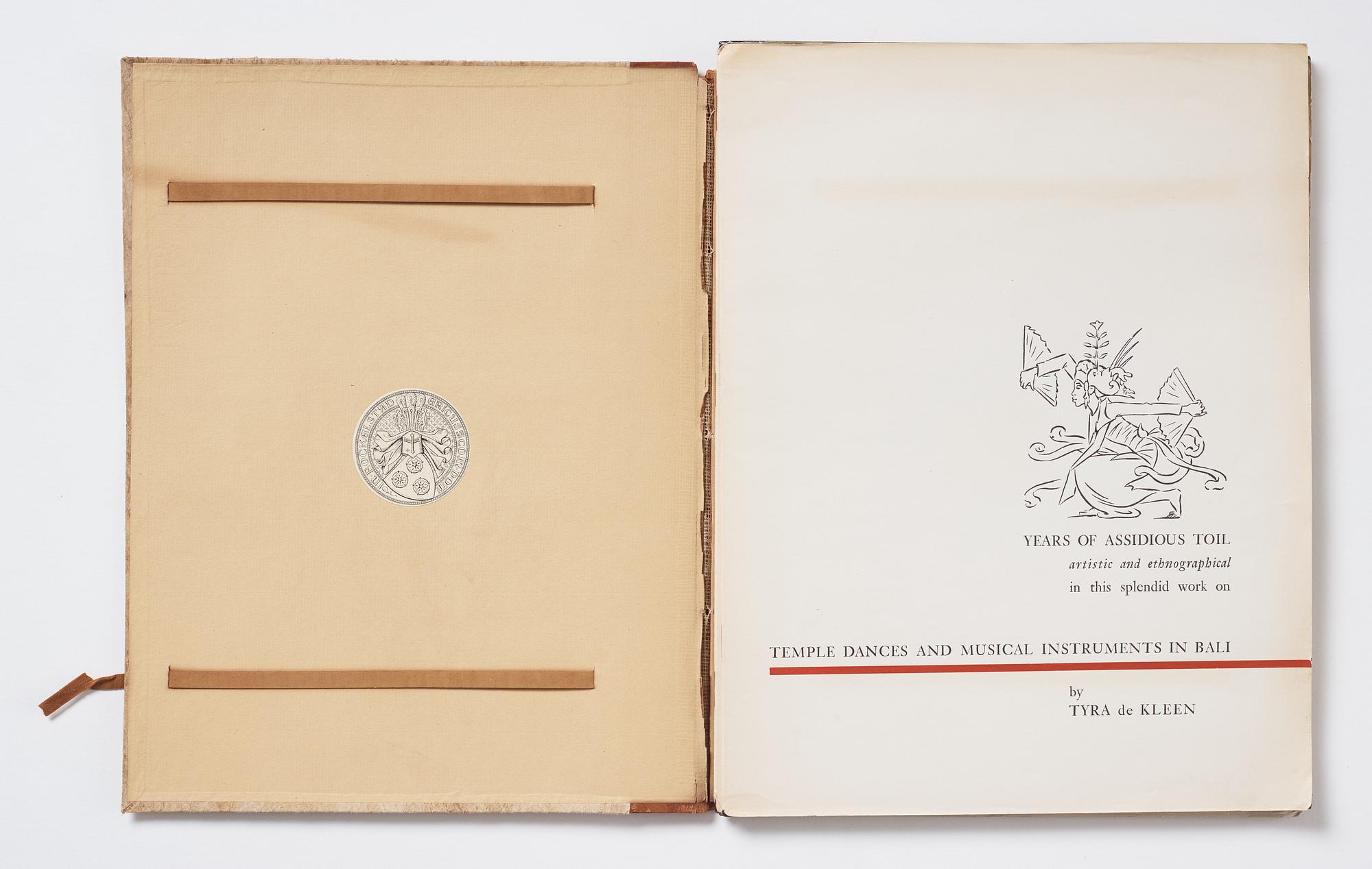 Tyra Kleen, fyra häften med åtta tryckta planscher (varav en dublett), "Temple Dances and Musical Instruments in Bali".
