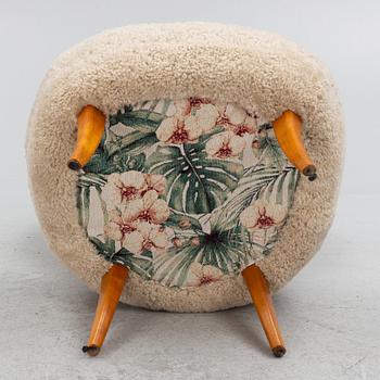 Armchair, Swedish Modern, mid-20th century.