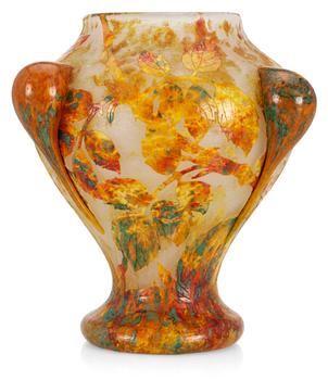 An art nouveau Daum glass vase, Nancy, France.