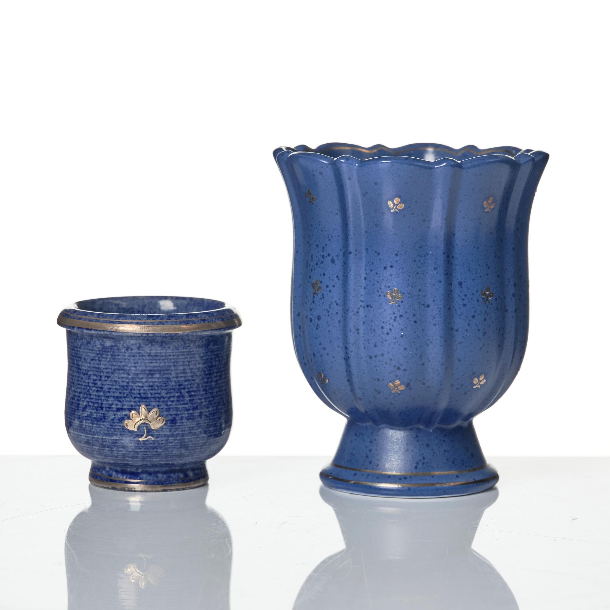 Wilhelm Kåge, a set of two Argenta stoneware vases, two dishes and a bowl with lid, Gustavsberg 1930s-50s.