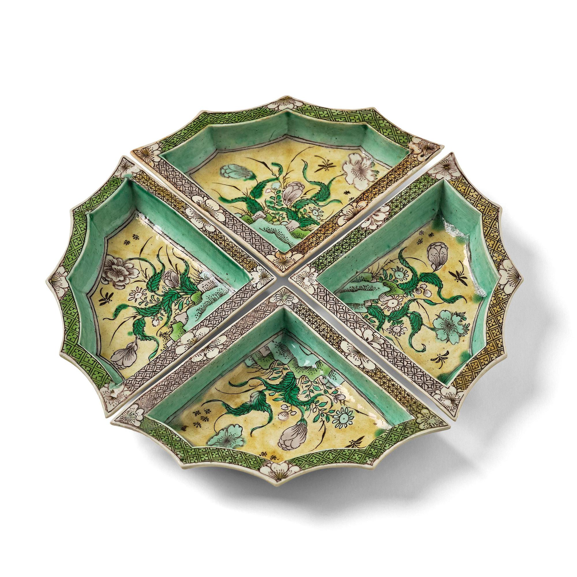 A bisquit four-piece cabaret, Qing dynasty, Kangxi (1662-1722).