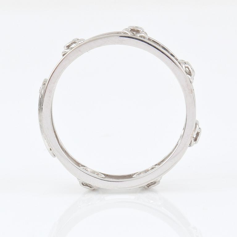 RING, Bliss, Italien. genombruten 18K vitguld med diamant på logoplatta 0.007ct.