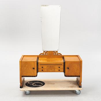 A 1930's dressing table.