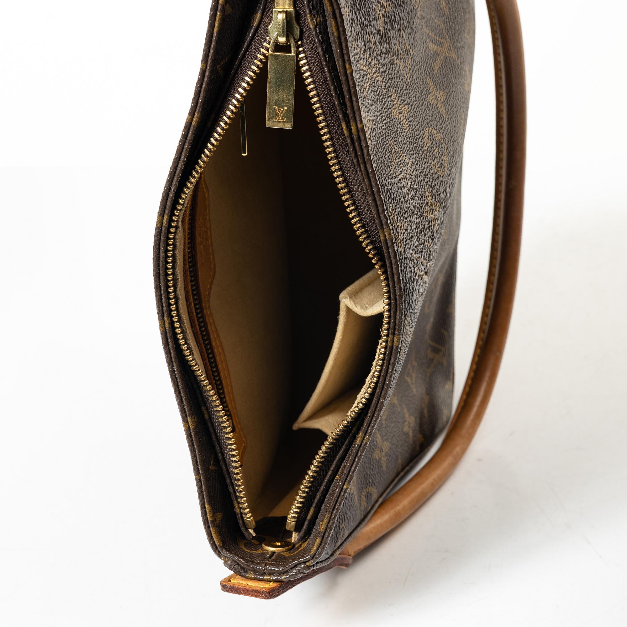 Louis Vuitton, väska, "Looping MM", 2001.