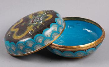 BURK MED LOCK, cloisonné, Kina. 1800/1900-tal.