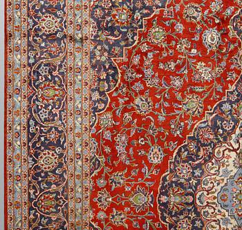 A carpet, Kashan, ca 440 x 297 cm.