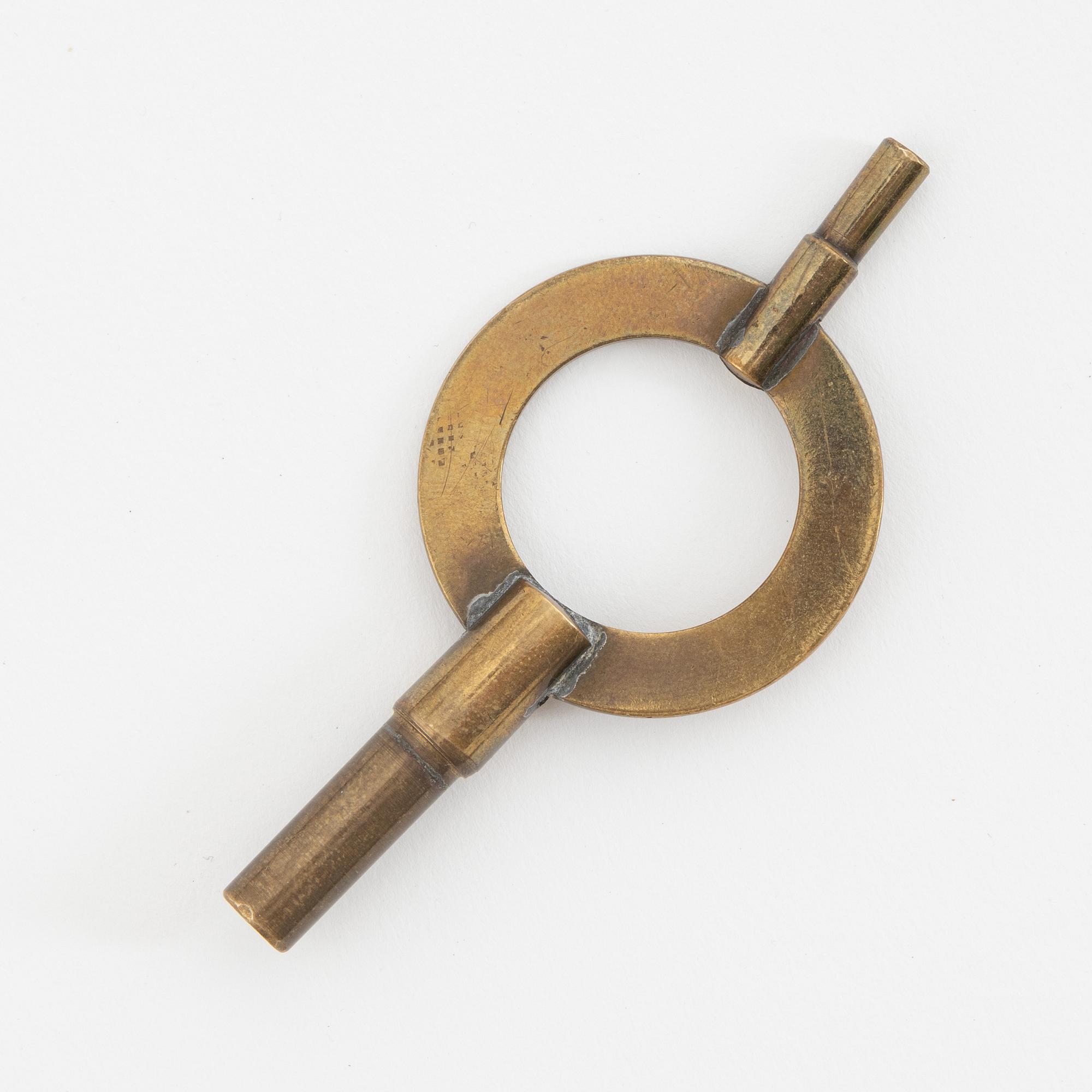 A brass carriage clock, Duverdrey & Bloquel, France, around the year 1900.