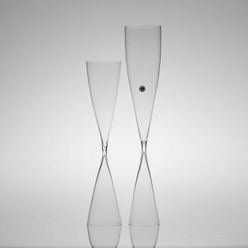 Two Ingeborg Lundin hourglass vases, Orrefors, Sweden ca 1953.