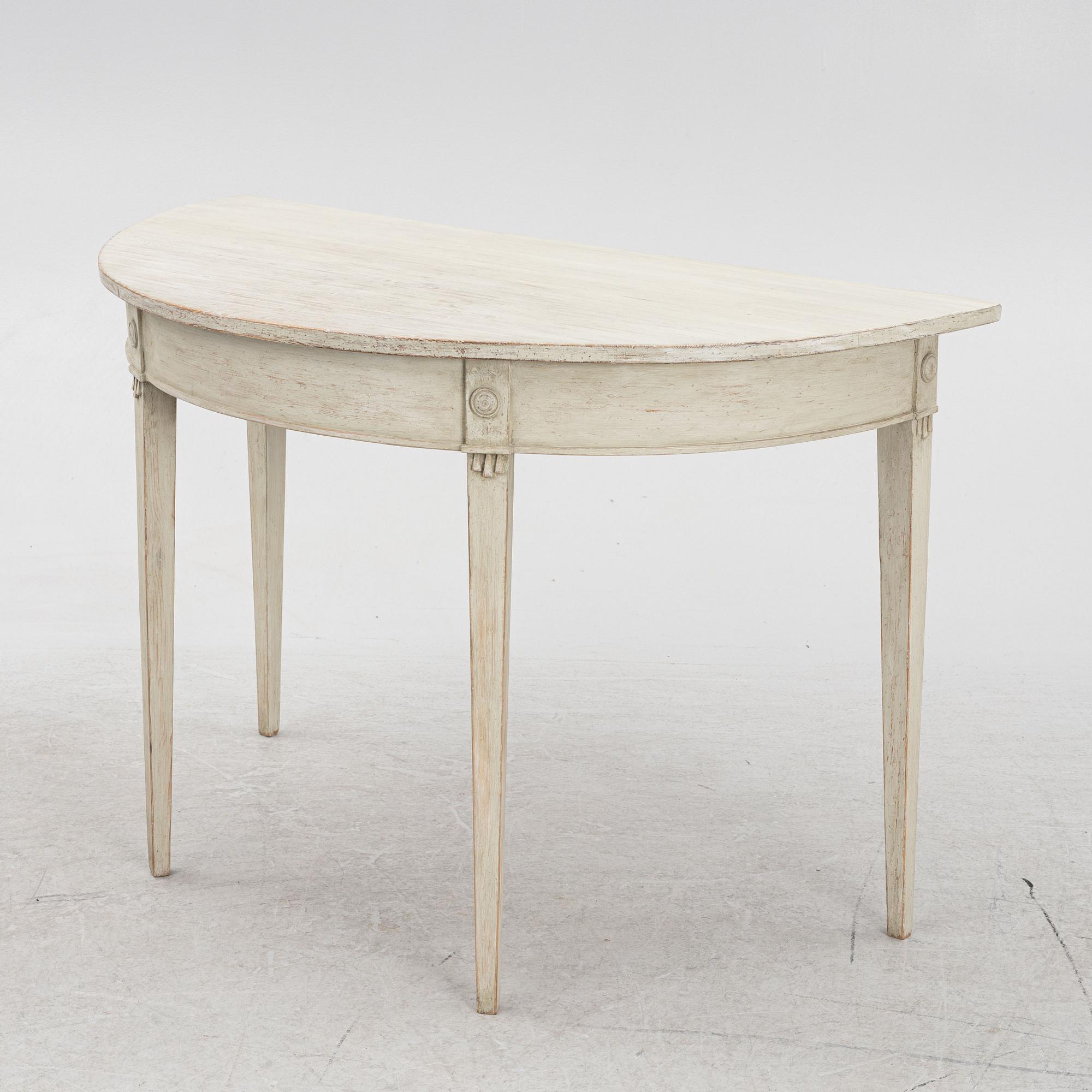 Väggbord, gustaviansk stil, omkring år 1900.