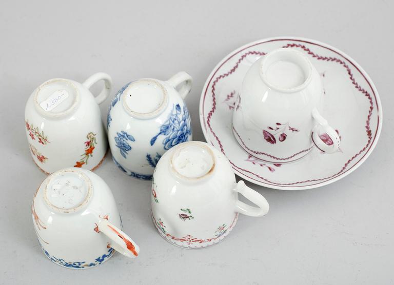 KOPPAR, 5 st, porslin, Kina, bl a Qianlong 1736-1795.