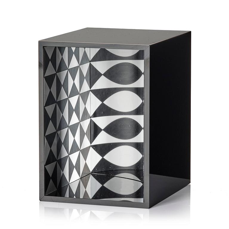 Julio Le Parc, Julio Le Parc, "Image virtuel par déplacement du spectateur".